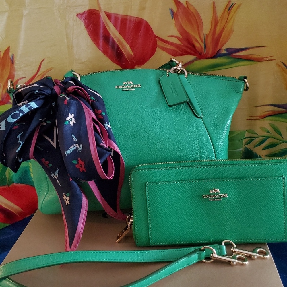 Coach Kelsey Satchel/Wallet/Scarf Combo